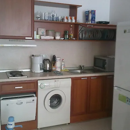 Elias * Golden Sands